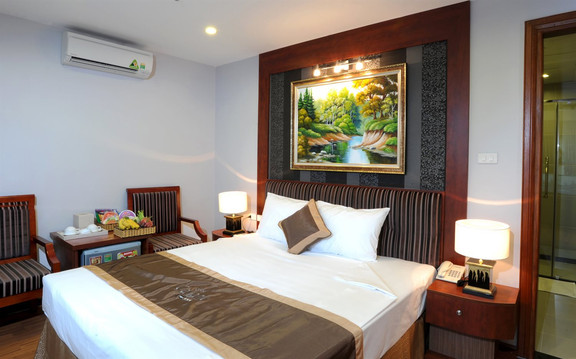 Gallant Hotel - Vân Đồn