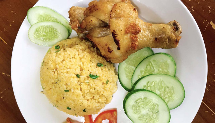 Cơm Gà Xối Mỡ Sài Gòn - Phú Diễn