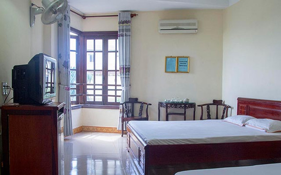 Kim Ngọc Hotel - Trương Quốc Dung