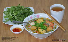 Bánh canh cá lóc thập cẩm