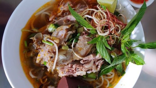 Dì Năm - Bún Tiêu Vịt & Bún Gà Chanh Ớt