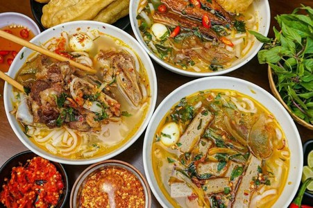 Bánh Canh Cá Nục - Tỷ Ngon