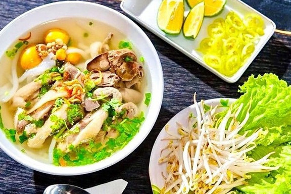 Bánh Canh Gà Cường Thịnh - Đường Số 1