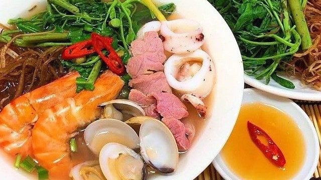 184 Bún Thái & Lẩu Cua Đồng - Thích Quảng Đức