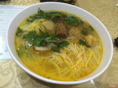 Bún bò Huế chay