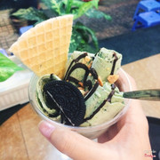Kem cuộn trà xanh oreo