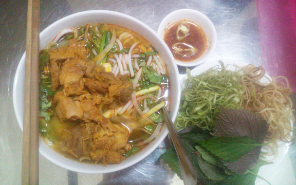 Bún Bò Huế Bình Dân 25K