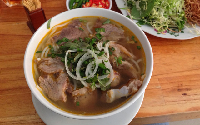 Hương - Bún Bò Huế & Bún Bò Giò Heo