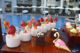 Pool party - Novotel Ha Long Bay