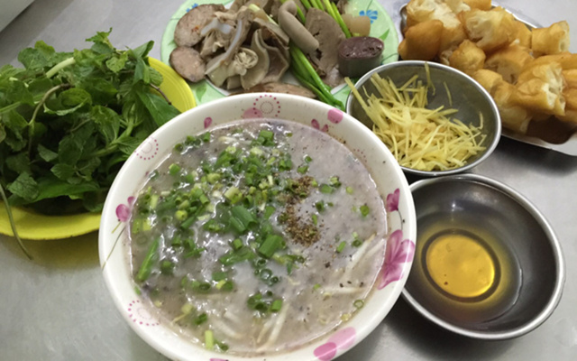 Tĩnh Hoa - Cháo Lòng Tiết Canh