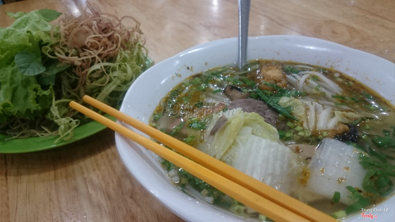 Bún bò chay