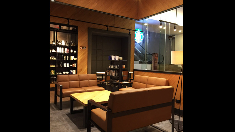 Starbucks Xuân Diệu