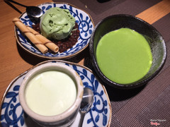 Tráng miệng với kem trà xanh đậu đỏ, tofu matcha, sữa chua trà xanh