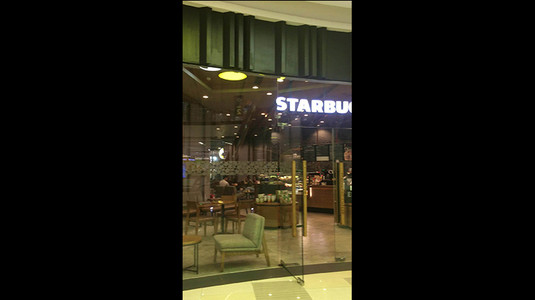 Starbucks Coffee - Vạn Hạnh Mall