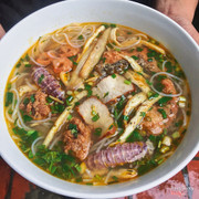 bún hải sản