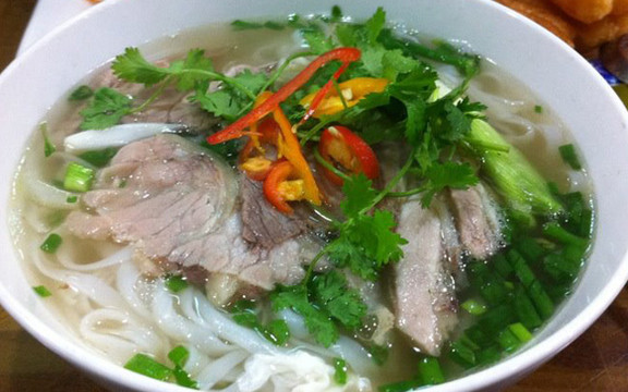 Phở Bò Bà Tựu - Hàng Da