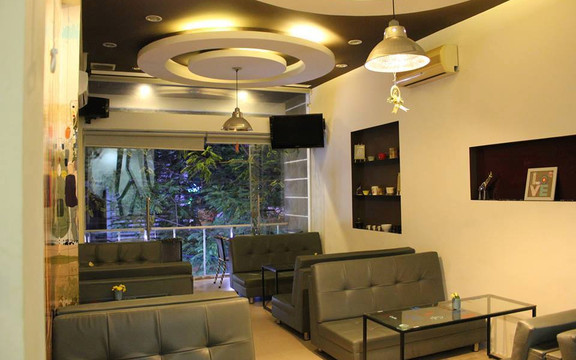 Life 365 Cafe 