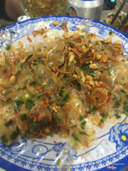 Đc chủ quán đích thân tặng