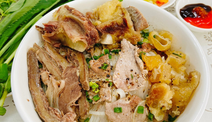 Phở Bò Đại Lộc - Phở Bò - Ngô Thị Thu Minh