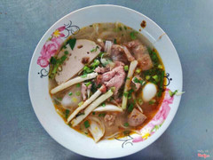 Bún bò Huế