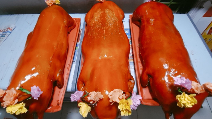 Vịt Quay Da Giòn Hoàng Gia Phát