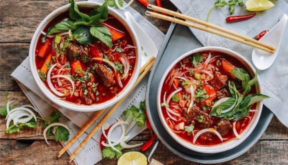 Chợ Đình Quán - Bún Riêu, Bún Bò & Bò Kho - Huỳnh Văn Lũy