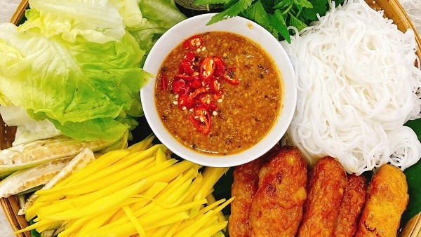 Dũng Béo - Bánh Xèo, Nem Lụi & Bò Cuộn Lá Lốt - 77 Nguyễn Chánh