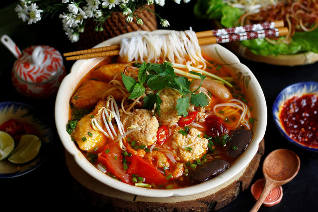 Bún Riêu Cua Khu 72 - Đường Bình Giã