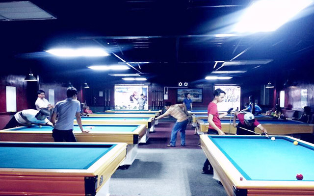 No.1 Billiards Club