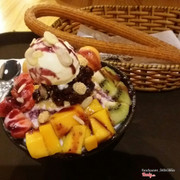 Bingsu ở đây ngon, nhân viên dễ thương, chắc chắn sẽ quay lại...