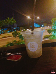 Quán gần nhà, hay ra đây lúc một mình, quán không quá đông khách, hay do mình đi trái khung giờ, yên tĩnh và có nhiều khách kinh doanh.