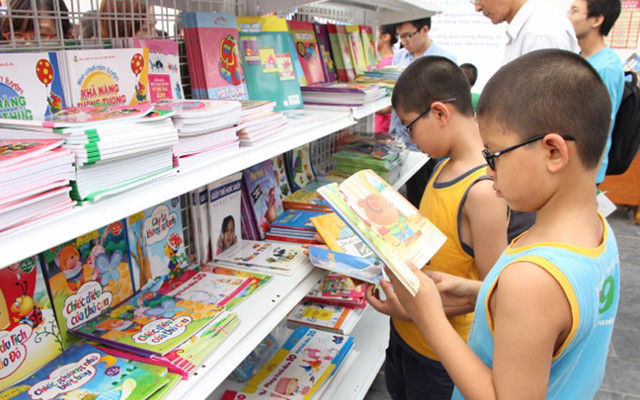 Nhà Sách Hùng Vương