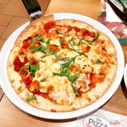 Pizza đế mỏng vị gà