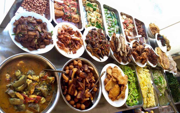 Cơm Tự Chọn - Ngọc Khánh