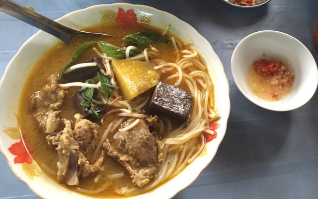 Bà Nguyệt - Bún, Cháo & Phở