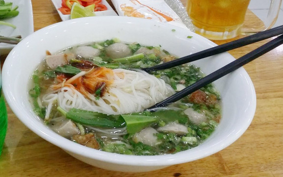 Hủ Tíu Bò Viên