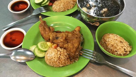 Cơm Gà Phượng Hoàng