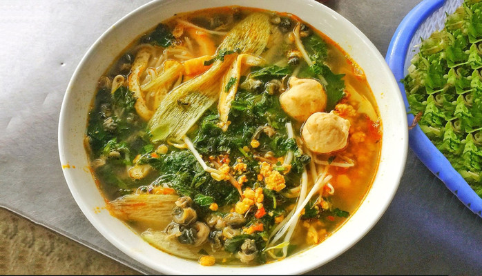 Minh Nga - Bún Chả & Bún Cua Ốc