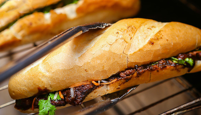 Bánh Mì Bò Nướng Kiểu Mỹ