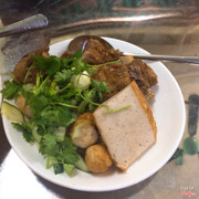 Xôi sườn chả trứng