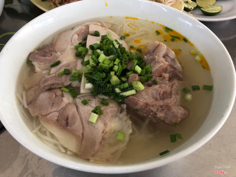 Bún giò heo