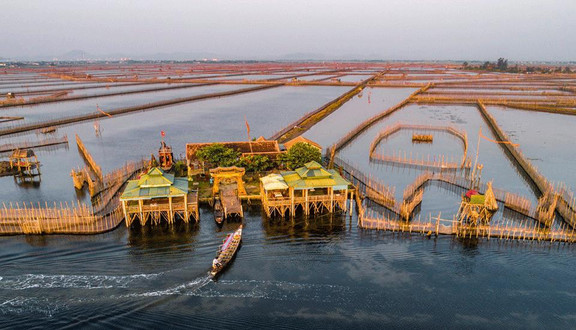 Đầm Chuồn Lagoon - Khu Du Lịch Sinh Thái