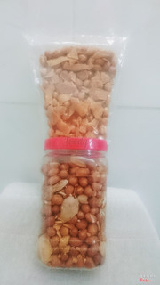 😍😍Ăn vặt ngày tết, thay vì hạt dưa chúng ta thử đổi qua hạt đậu đi ạ!
😁Đức Hòa nổi tiếng với đậu phộng. Ai đã ăn qua rồi thì không thể quên hương vị giòn thơm, beo béo được. Ăn là ghiền, bóc liền t