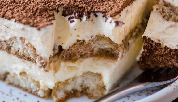 Tiệm Bánh Kem - Bánh Tiramisu - Hoàng Đạo Thành