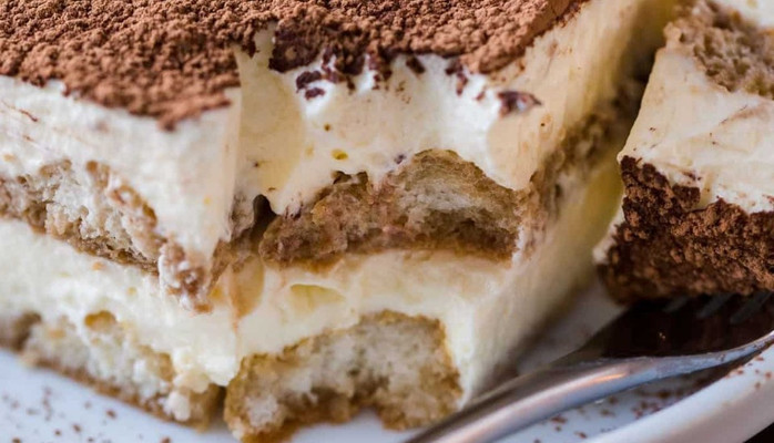 Tiệm Bánh Kem - Bánh Tiramisu - Hoàng Đạo Thành