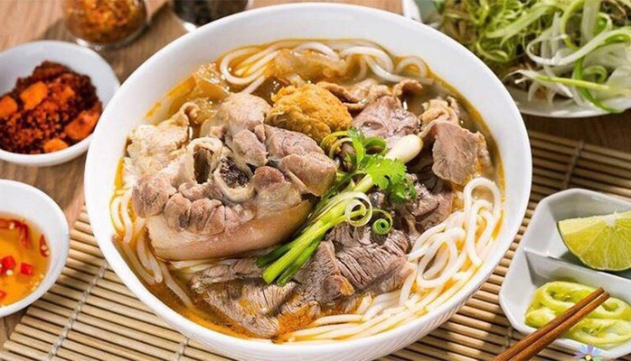 Bún Bò Huế, Phở Bò & Miến Gà - Nguyễn Bình