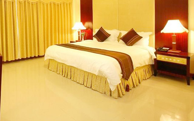 New York Thiên Phúc Hotel
