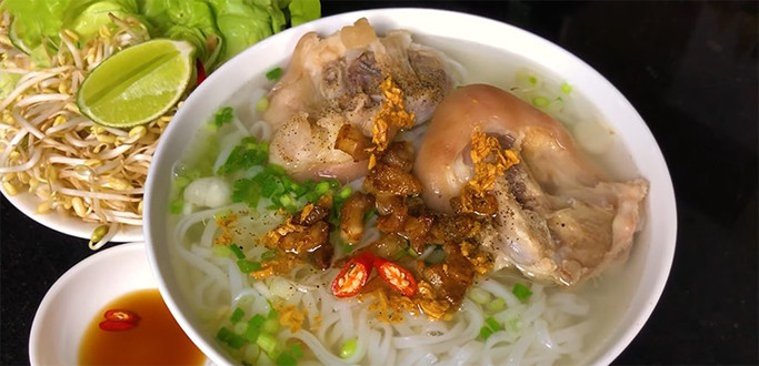 Bún Bò Huế, Bún Mọc & Hủ Tiếu - Tôn Đản