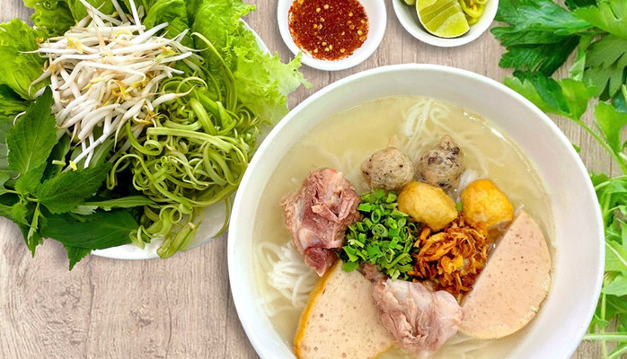 Bánh Canh Chả Cá MÁ MƯỜI