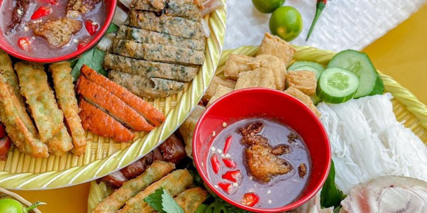 Bún Đậu Mắm Tôm - BÚN ĐẬU NHÀ VUA & VUA ĐẬU - 35 Thành Thái